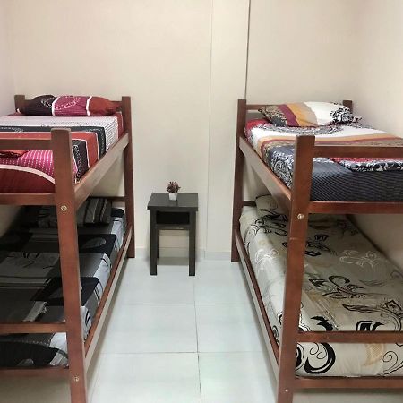 Colibri Hostel プエルト・イグアス エクステリア 写真
