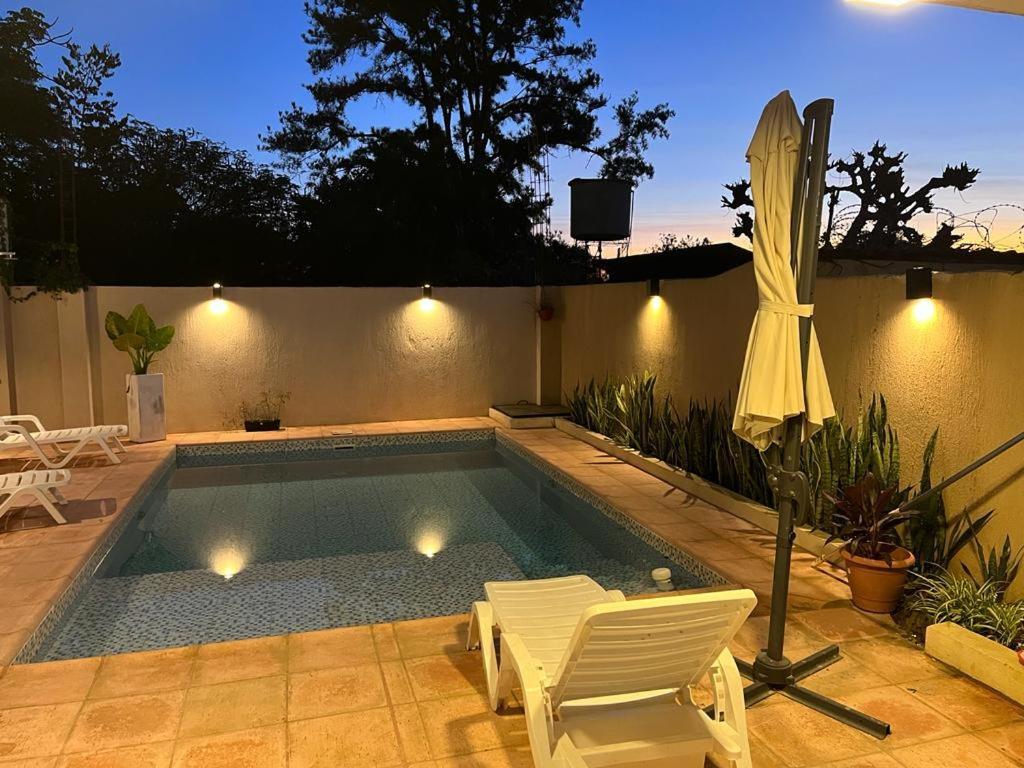 Colibri Hostel プエルト・イグアス エクステリア 写真