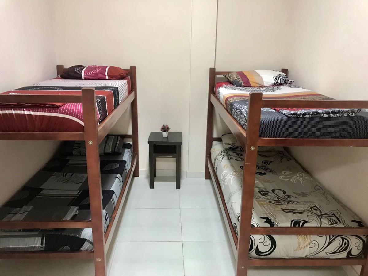 Colibri Hostel プエルト・イグアス エクステリア 写真