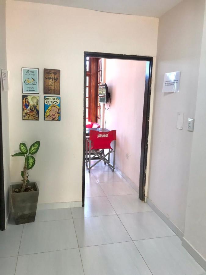 Colibri Hostel プエルト・イグアス エクステリア 写真