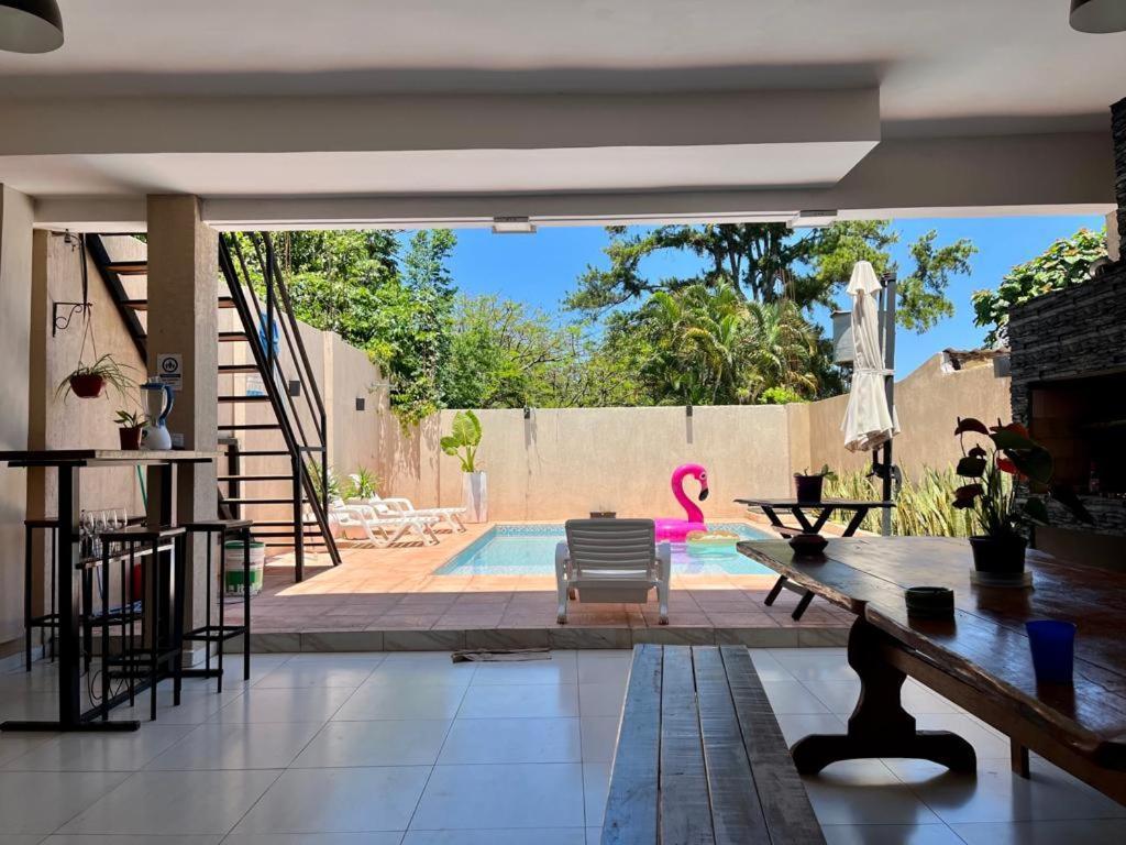 Colibri Hostel プエルト・イグアス エクステリア 写真
