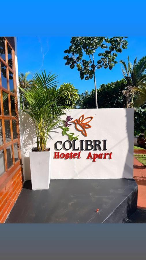 Colibri Hostel プエルト・イグアス エクステリア 写真
